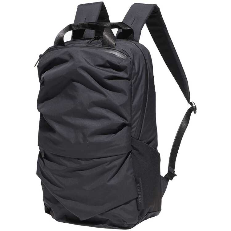 DANSKIN スタンダードデイバッグ　アーモンド Amazon.co.jp: (ダンスキン) DANSKIN STANDARD DAY PACK